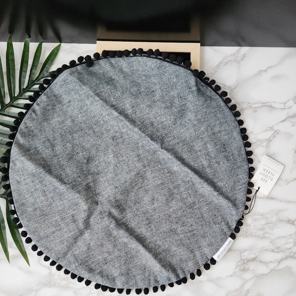 See Scout Sleep Handmade Island Round Denim Bed Cover - Picture 1 of 4